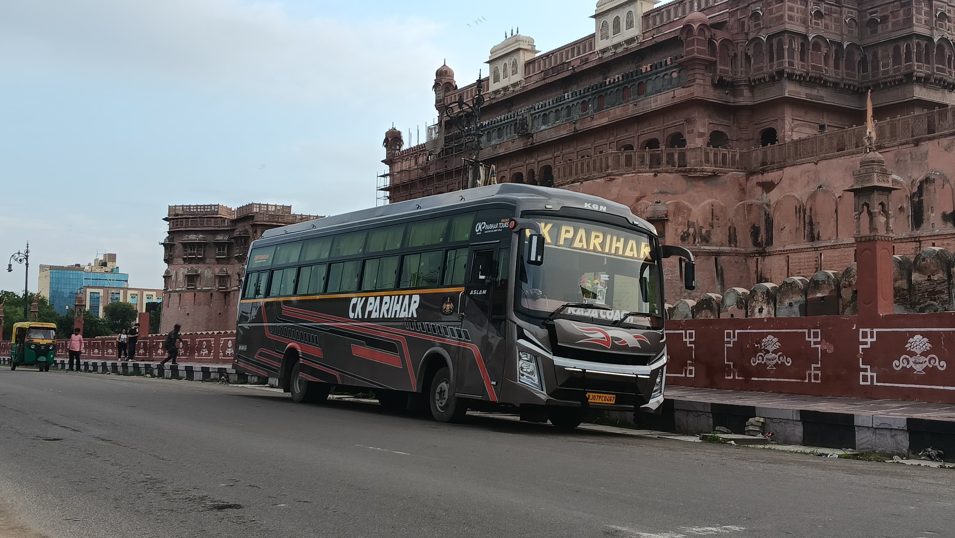 25-Seater Mini Bus exterior